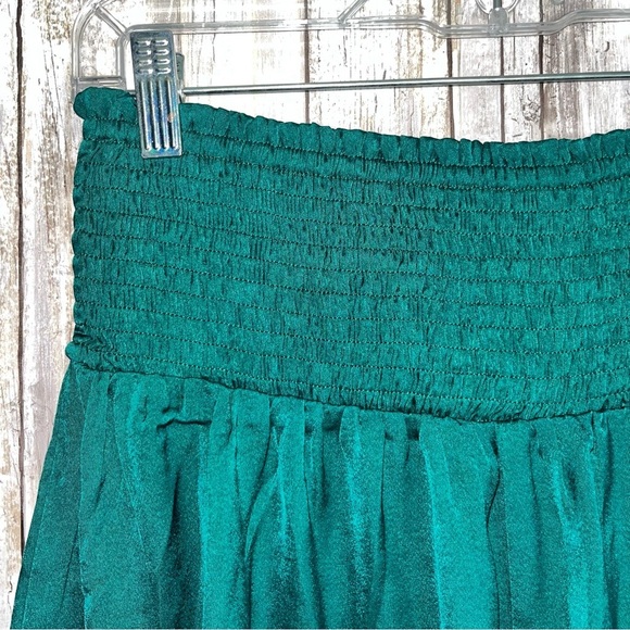 TCEC High Rise Hunter Green Shorts - Picture 4 of 5